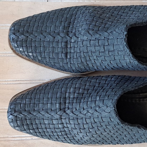 Joie Brand Western Heeled Woven Leather Blk Color Quality Comfortable Clogs Mugs - Picture 3 of 12